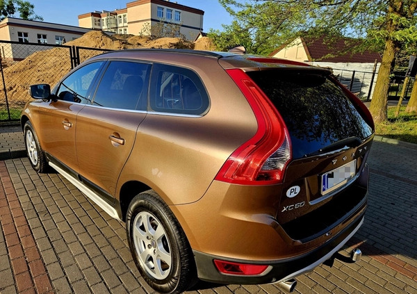 Volvo XC 60 cena 44700 przebieg: 257000, rok produkcji 2010 z Brodnica małe 667